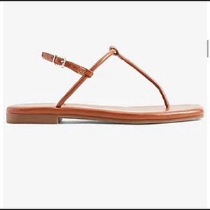EXPRESS T-STRAP SANDAL